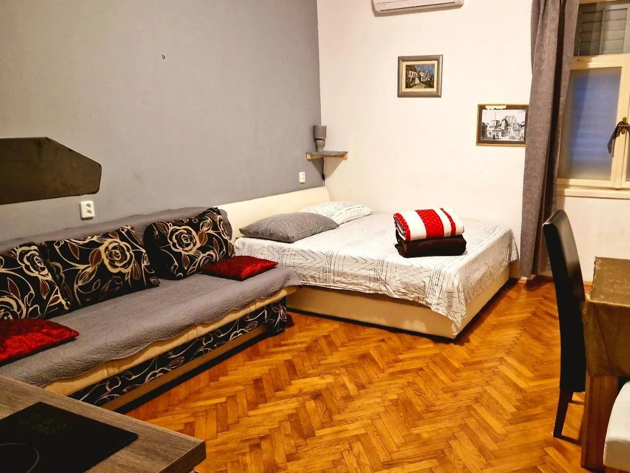 Central Jardin Guest House Split