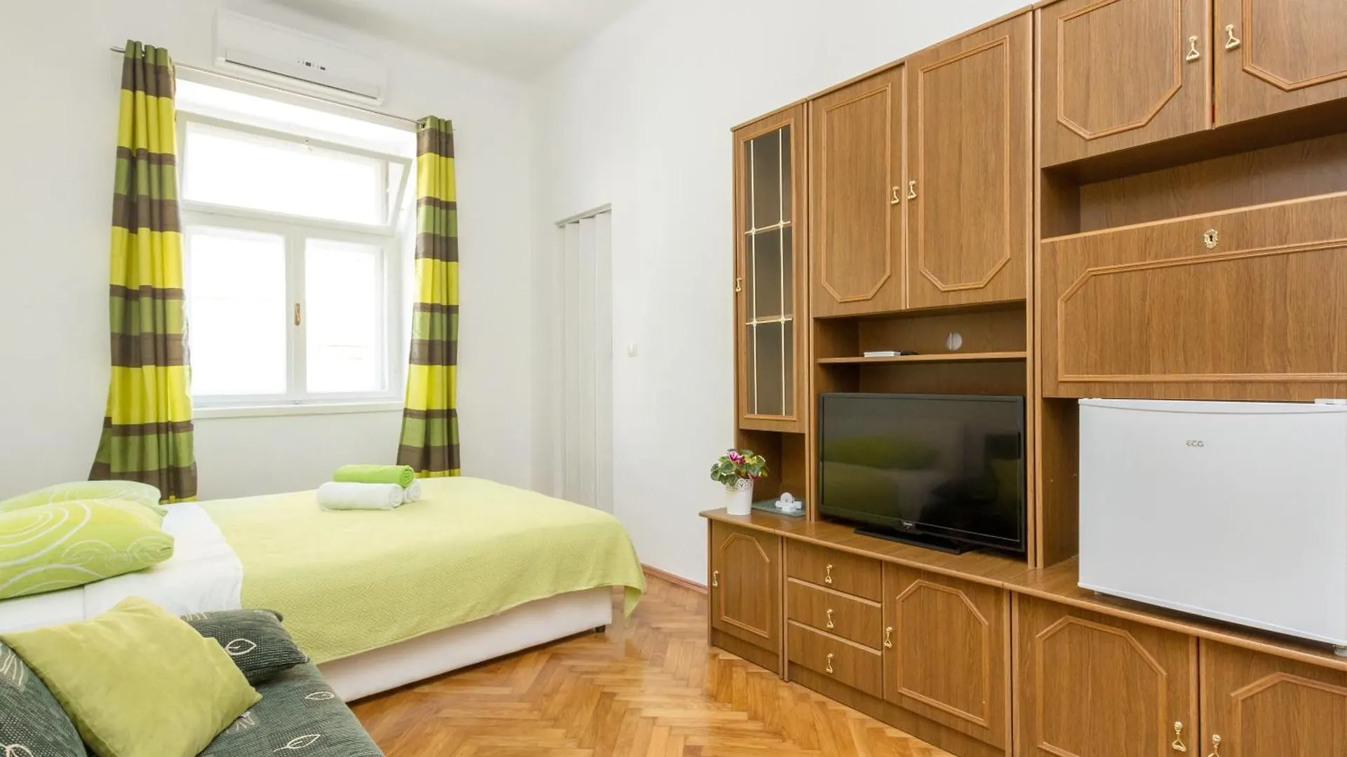 ***  Central Jardin Guest House Split Kroatië