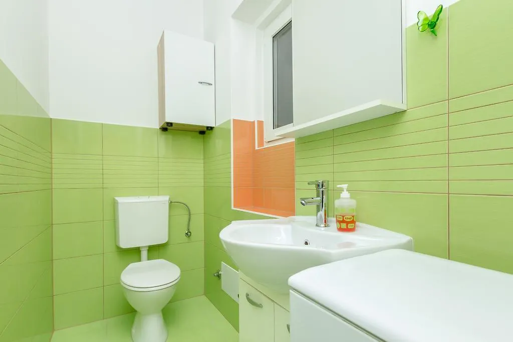 Central Jardin Guest House Split